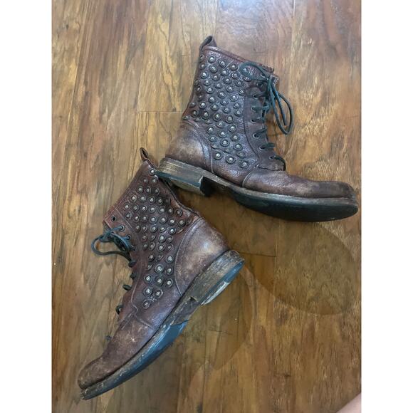 FRYE Jenna Disc Boot PRE-LOVED RUGGED Studded Combat 8.5 Lace Up Leather Brown - Picture 3 of 7